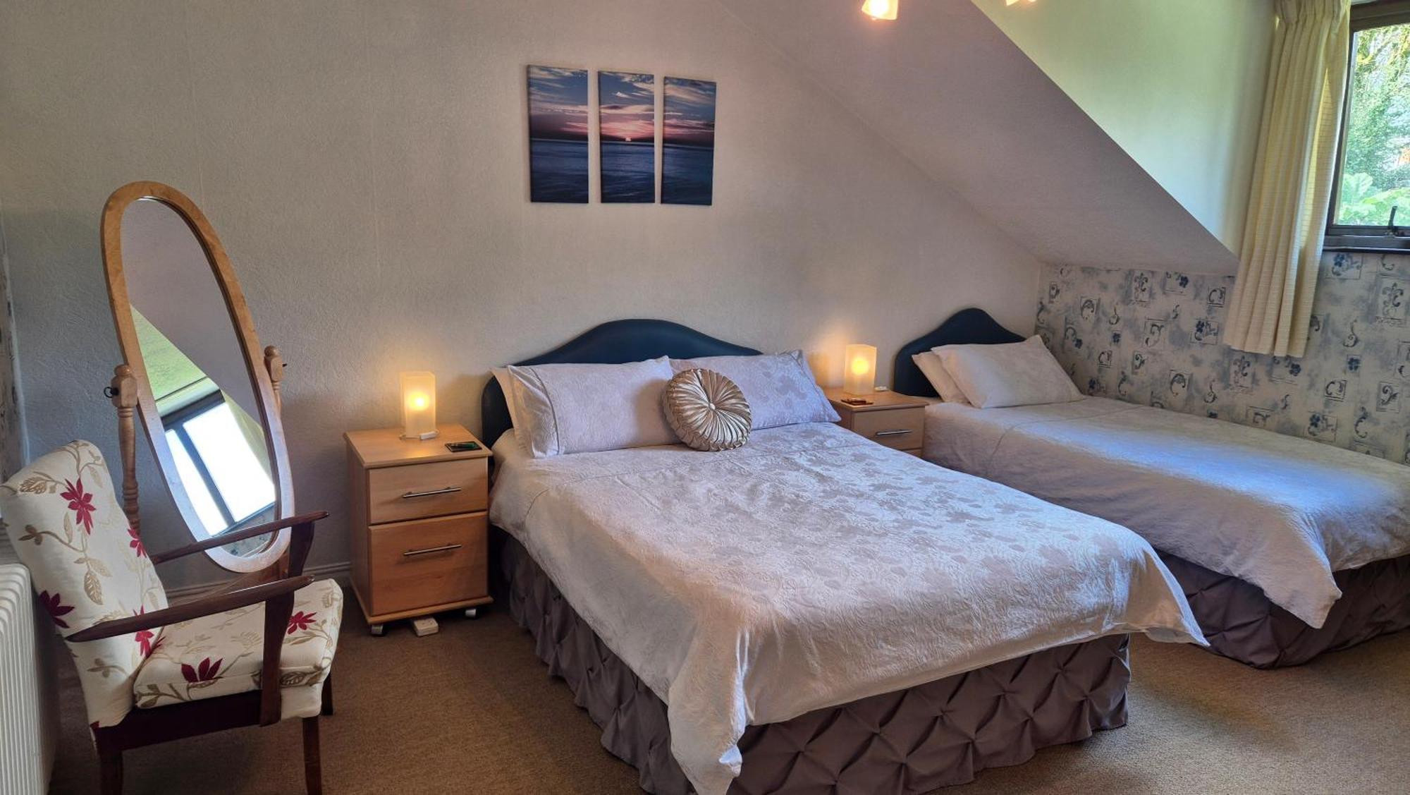 Goldenhill Guesthouse Omagh Bagian luar foto